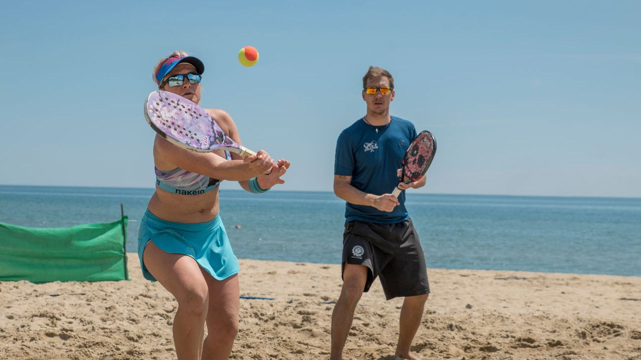 O Impacto Global do Beach Tennis: Das Praias de Ravenna ao Brasil