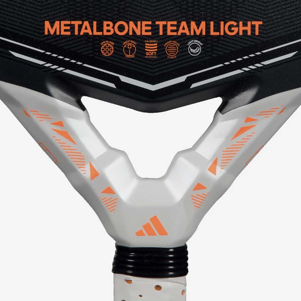 Detalhe do coração da raquete Adidas Metalbone Team Light 2026 com design Low Poly e estrutura octogonal para maior rigidez.