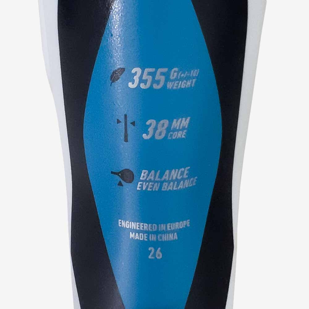 Detalhe Impresso na lateral da Raquete de Padel Babolat Air Viper 2.6 do peso, balance e espessura.