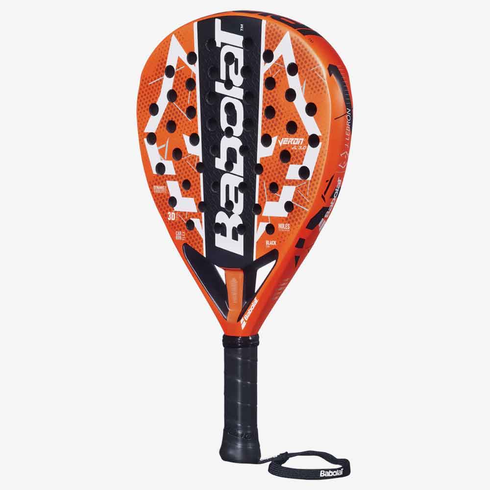 Vista lateral 3/4 da Raquete de Padel Babolat Veron Juan Lebrón 3.0 com formato diamante em tons de preto e laranja fluorescente.