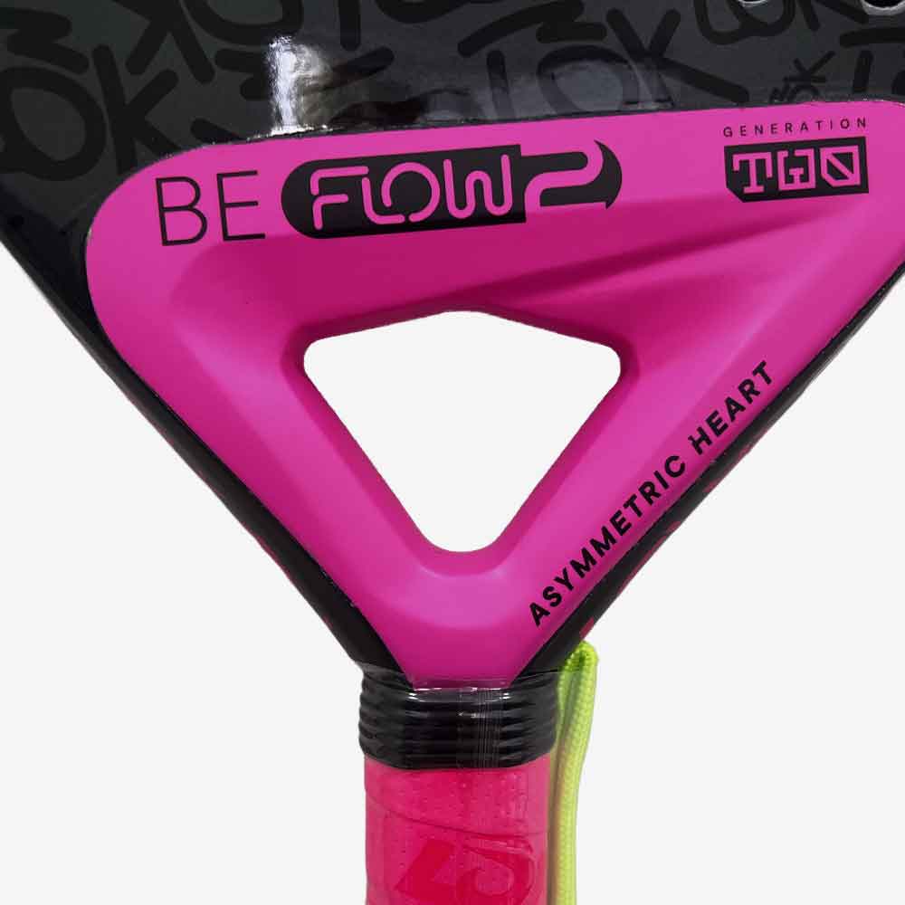 Detalhe do sistema Asymmetric Heart da raquete LÕK Be Flow 2 para redução de vibrações.
