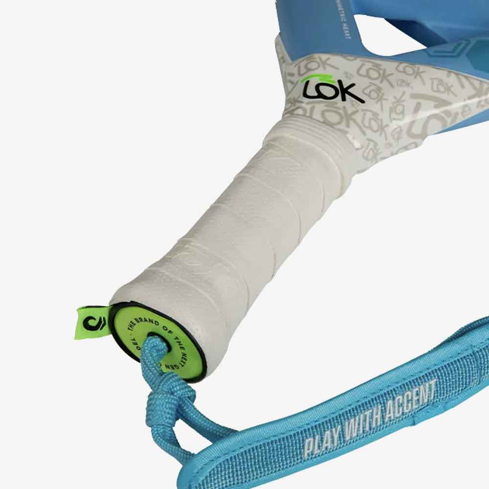 Raquete de Padel LÕK Carb-On Hype 2 edição Franco Dal Bianco, detalhe da pulseira de c.nforto ajustável.