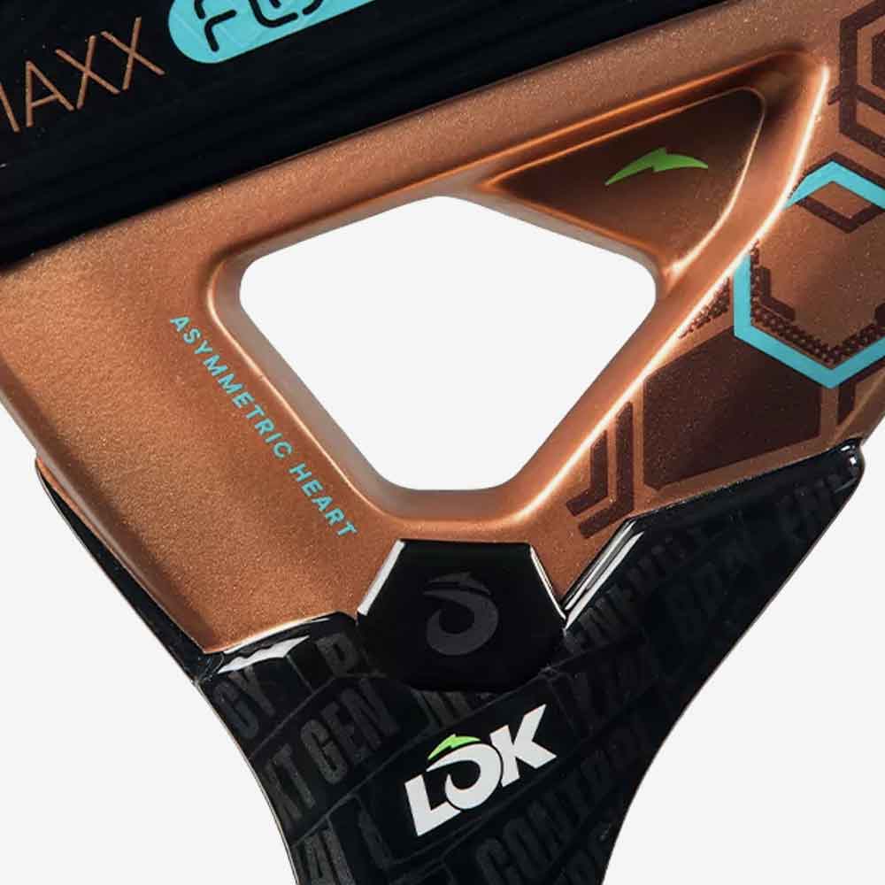 Detalhe do coração assimétrico (Asymmetric Heart) da raquete Lõk Maxx Flow 2, evidenciando a estrutura de carbono para maior estabilidade.