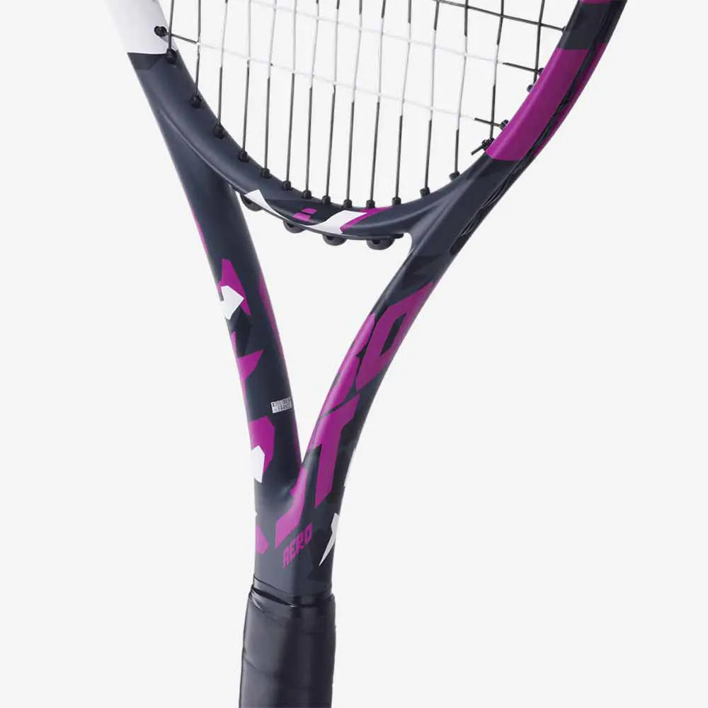 Detalhe do Coração da Raquete de Tênis Babolat Boost Aero 102 Pink Encordoada.