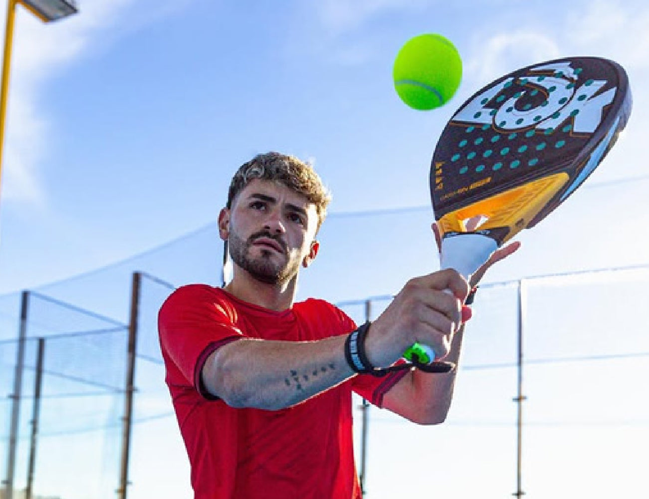 A Nova Geração Chegou: A LÕK é a Escolha de Alta Qualidade do YoSports para o Padel