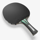 Raquete Joola Carbon Speed Hugo Calderano com detalhes em verde e preto.