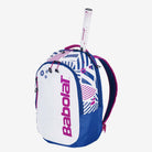 Mochila de tênis Babolat Backpack Kids nas cores azul, branco e rosa com raquete para visualização do conjunto.