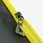 Detalhe do zíper da Mochila de Tênis Babolat Pure Aero.