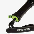 Vista empunhadura da raquete Lõk Maxx Flow 2, mostrando a pulseira Comfort Wristband.