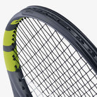 Detalhe da cabeça da Raquete de Tênis Babolat Boost Aero 102 260g cor verde Cítrico.