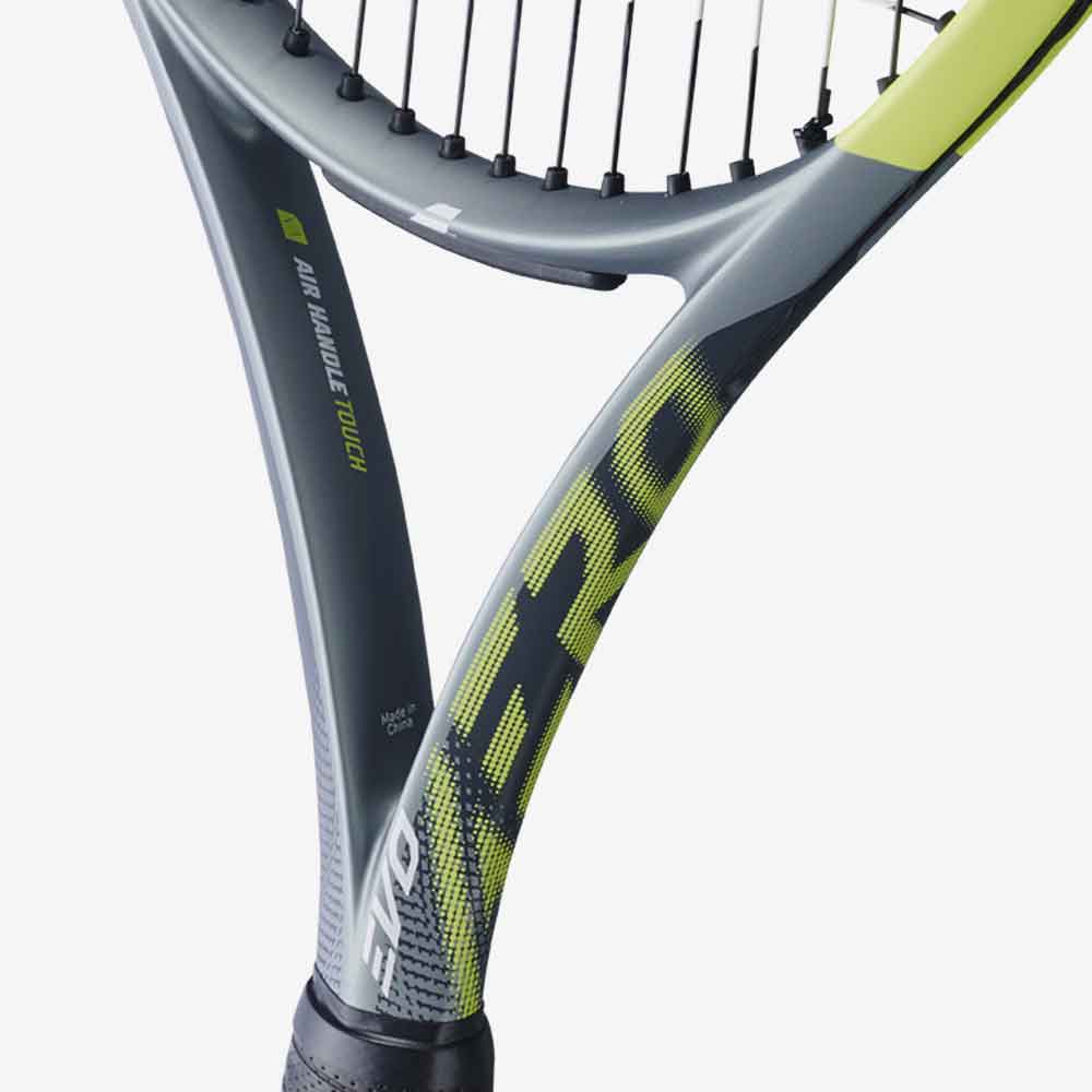 Detalhe do coração da Raquete de Tênis Babolat EVO Aero GEN 2 102 grafite e verde cítrico.