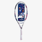 Raquete de tênis infantil Babolat B-Fly 23 em cores rosa, roxo e branco, vista lateral 3/4.