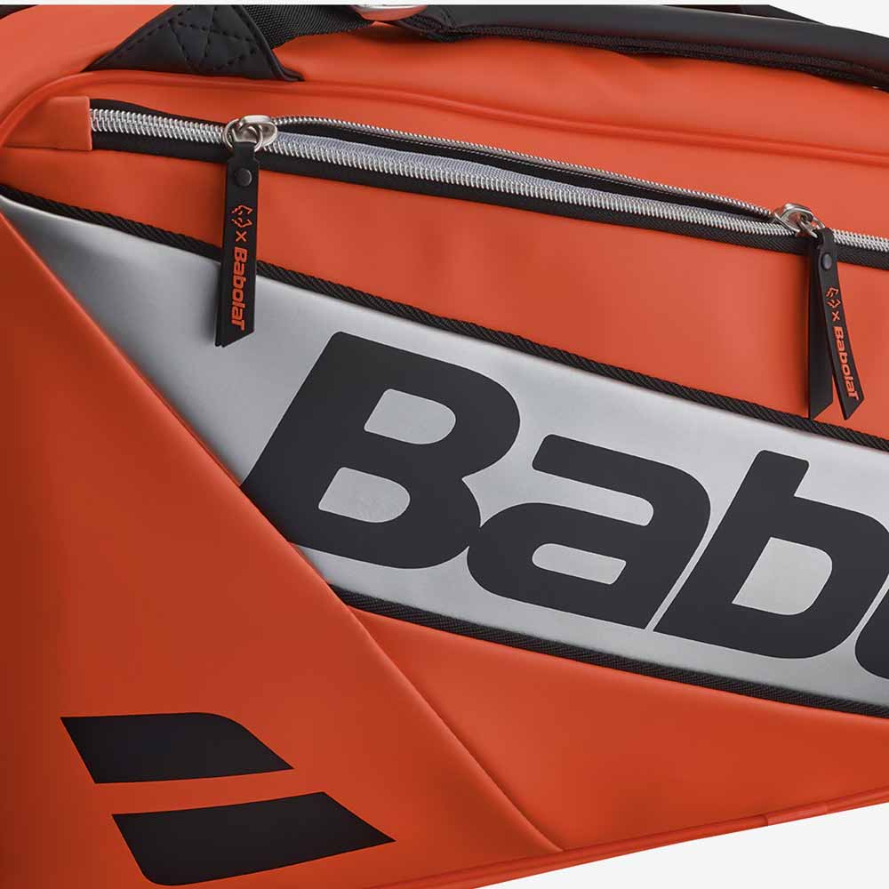 Detalhe do compartimentos externo lateral da raqueteira de padel Juan Lebron.